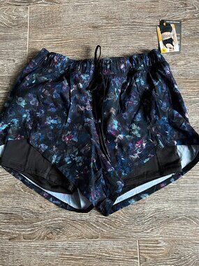 NWT Avia Women's workout shorts size L